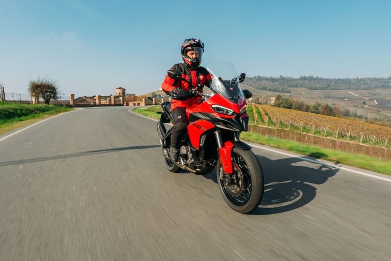 Nowa Multistrada V2 2025. Najlżejsza w swojej kategorii