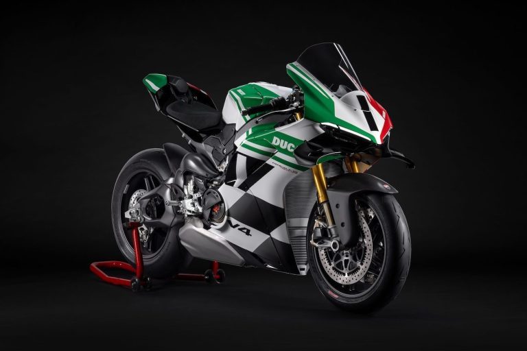 Ducati Panigale V4 Tricolore. Stuprocentowe “Made In Italy”