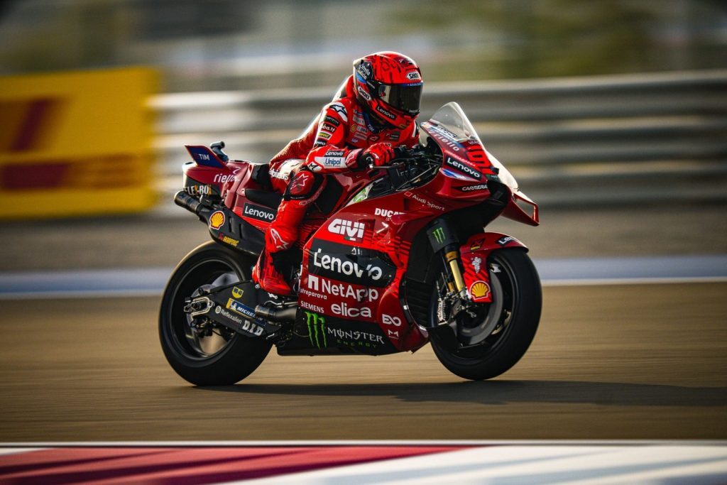 MotoGP: Marc Marquez wygrywa sprint w Katarze!